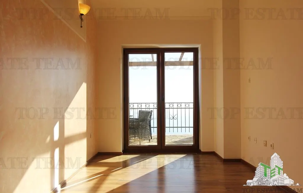 Villa en Venta en Budva, Montenegro - foto 21