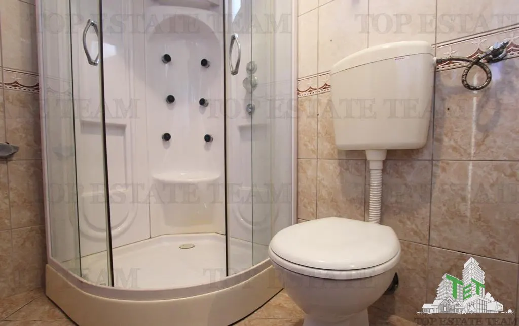 Villa en Venta en Budva, Montenegro - foto 25