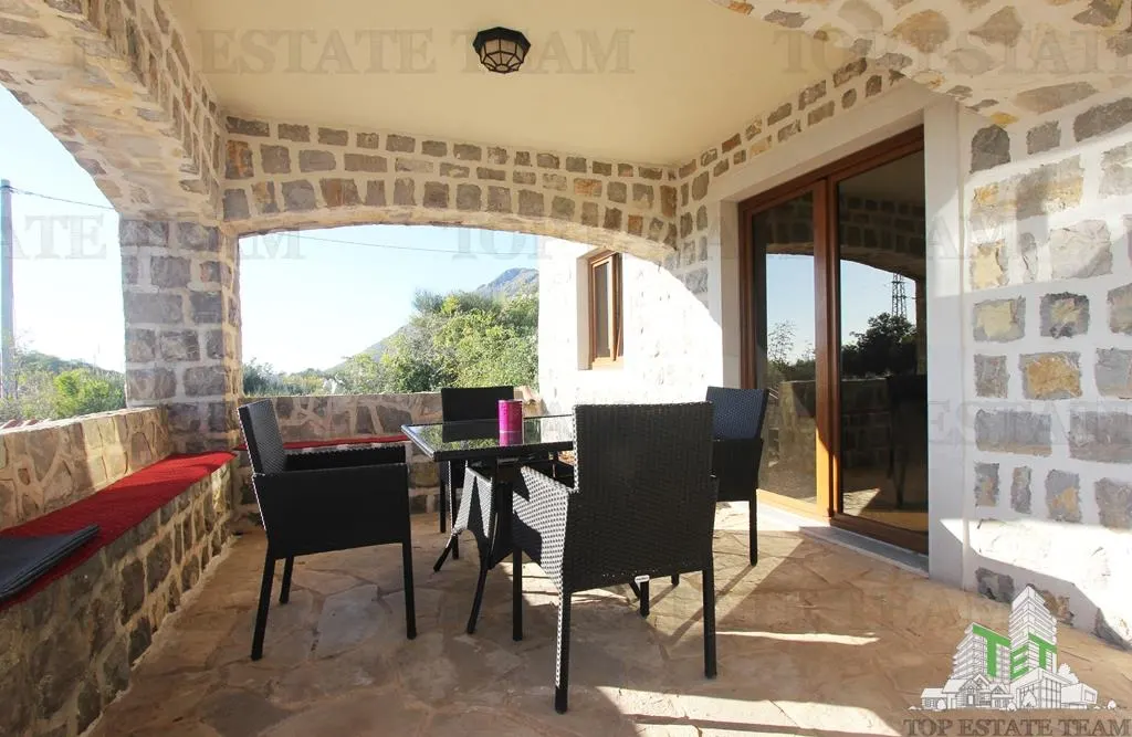 Villa en Venta en Budva, Montenegro - foto 7