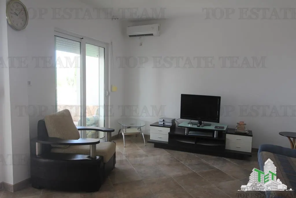 Villa for Sale in Bar, Montenegro - foto 1