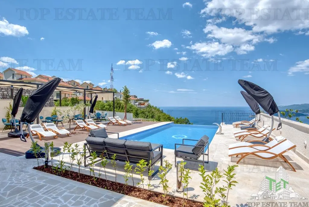 Villa en Venta en Budva, Montenegro - foto 4