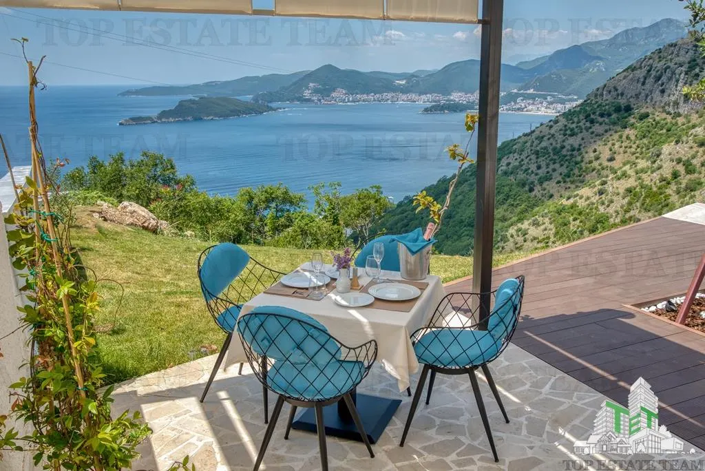 Villa en Venta en Budva, Montenegro - foto 9