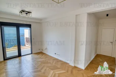 Villa en Venta en Budva, Montenegro - foto 10