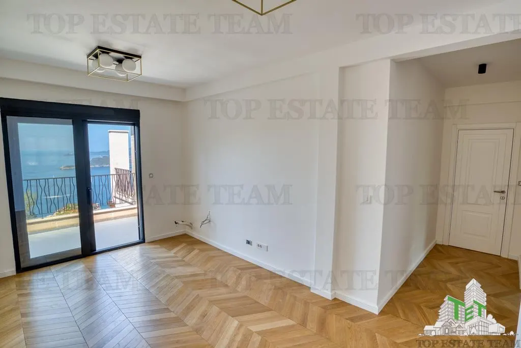 Villa en Venta en Budva, Montenegro - foto 10