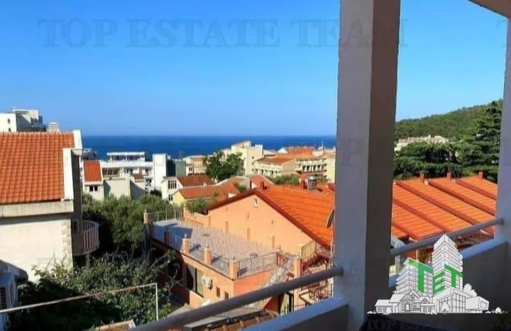 Appartement à Vendre à Budva, Monténégro - foto 1