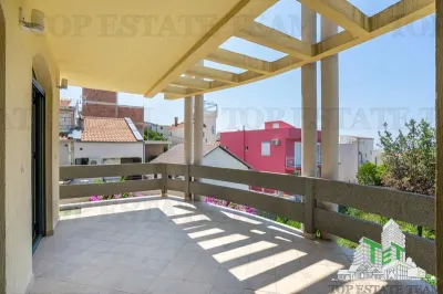 Villa en Venta en Bar, Montenegro - foto 12