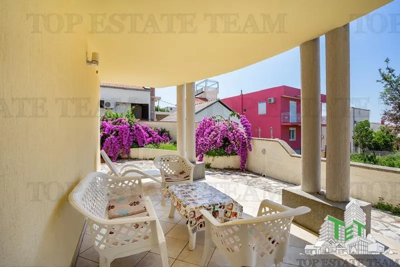 Villa en Venta en Bar, Montenegro - foto 14