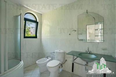 Villa en Venta en Bar, Montenegro - foto 9
