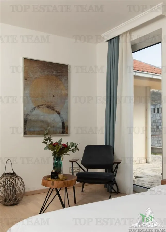 Villa en Venta en Budva, Montenegro - foto 14