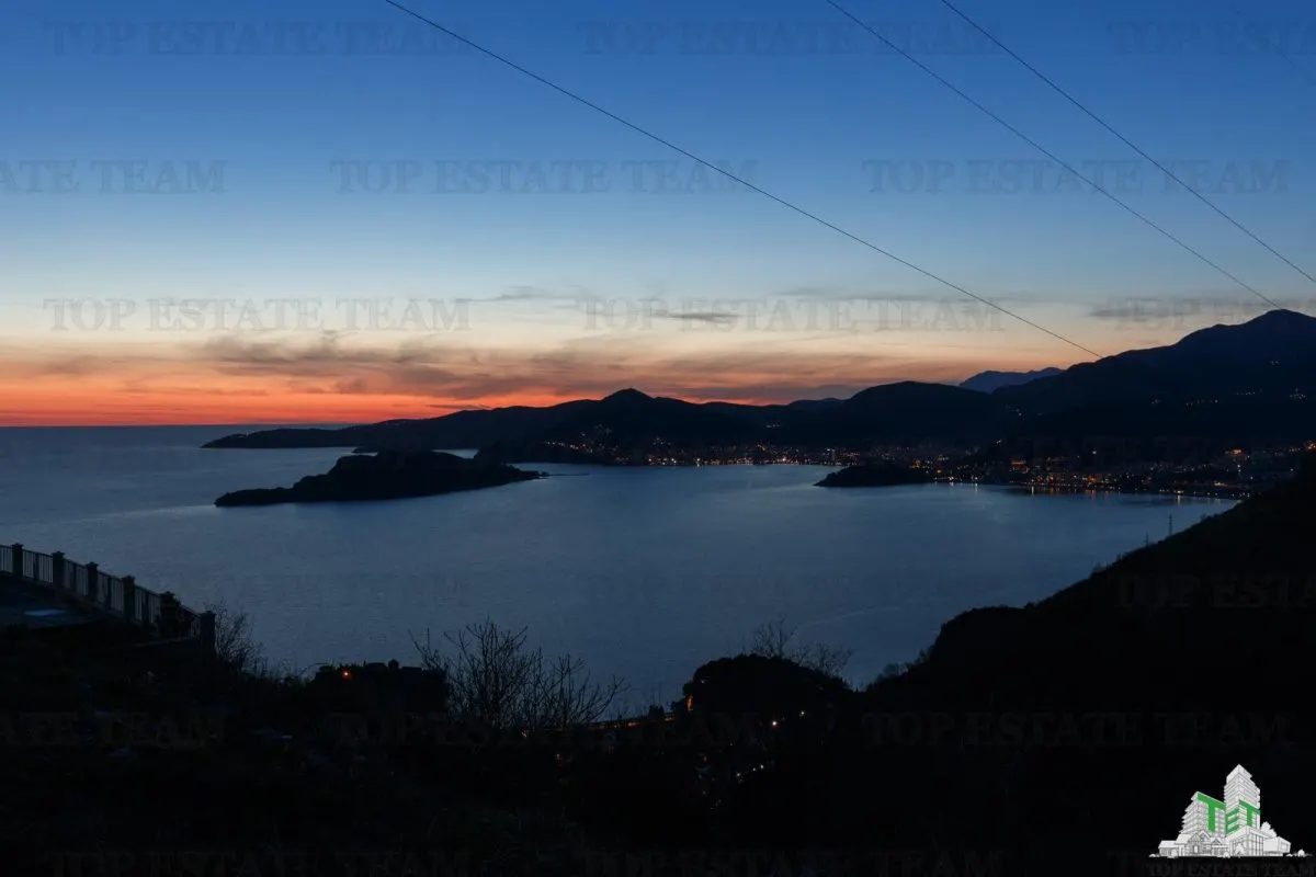 Villa en Venta en Budva, Montenegro - foto 18