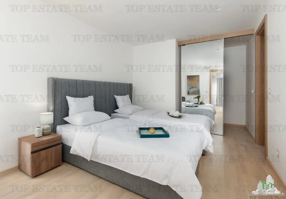 Villa en Venta en Budva, Montenegro - foto 8