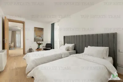 Villa en Venta en Budva, Montenegro - foto 9