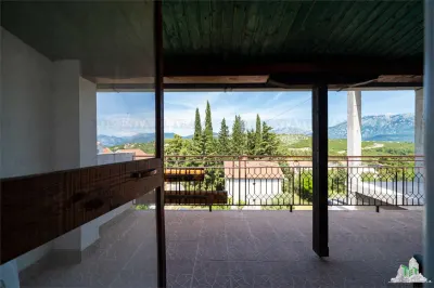 Villa for Sale in Tivat, Montenegro - foto 5