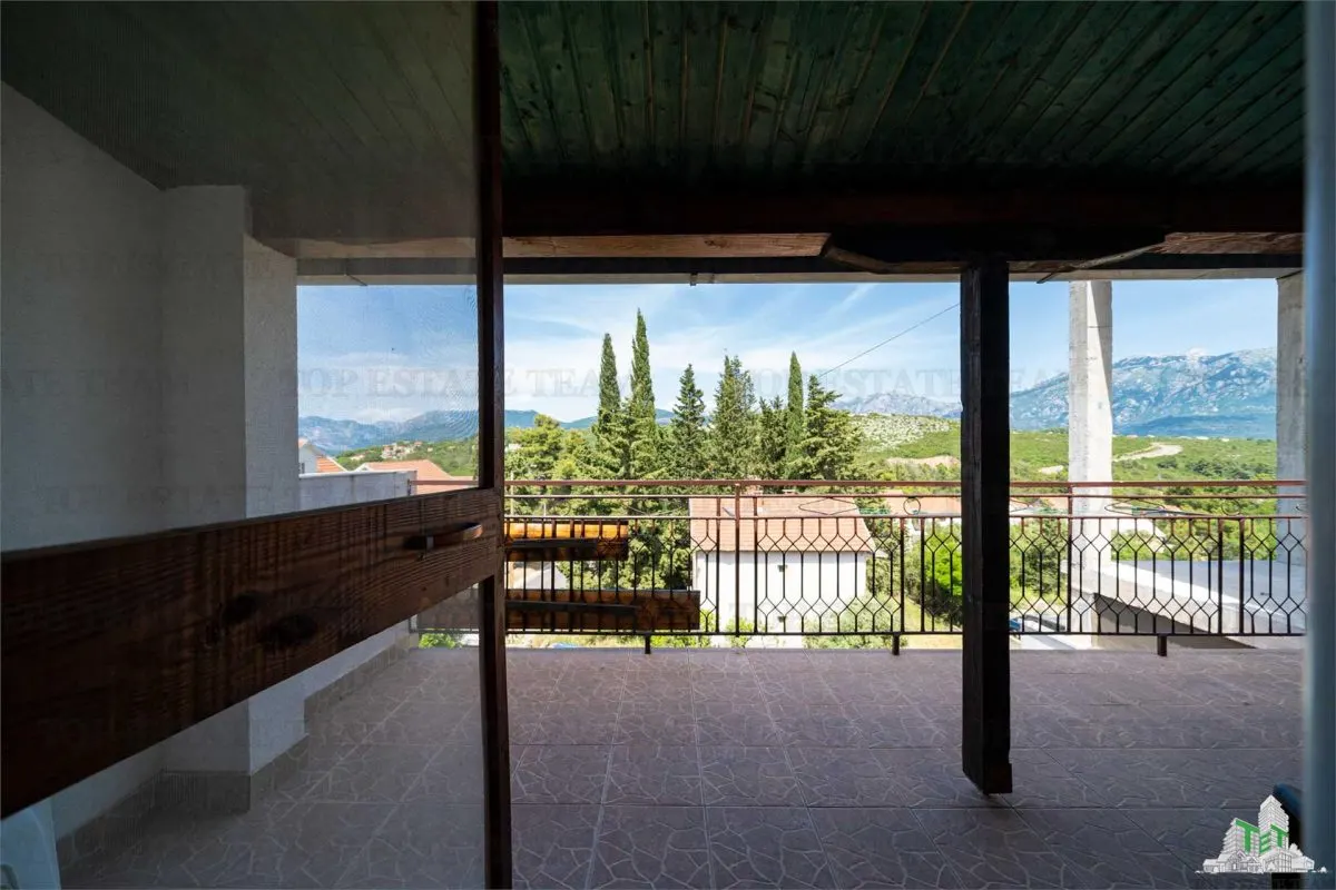 Villa for Sale in Tivat, Montenegro - foto 5