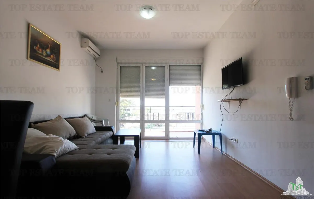 Apartment for Sale in Bar, Montenegro - foto 1
