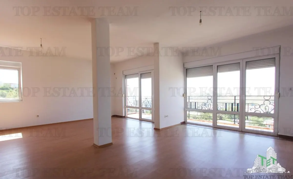 Apartment for Sale in Bar, Montenegro - foto 11