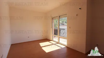 Apartment for Sale in Bar, Montenegro - foto 14