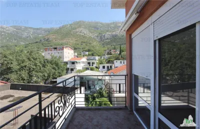 Apartment for Sale in Bar, Montenegro - foto 9