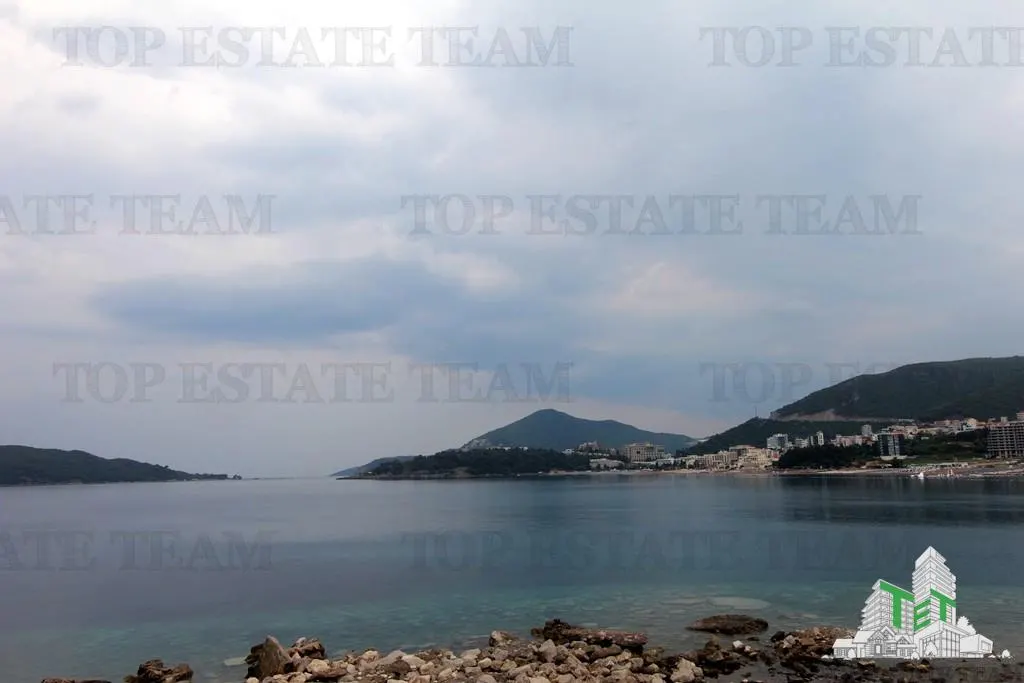 Apartamento en Venta en Budva, Montenegro - foto 1