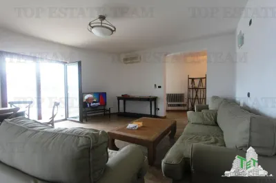 Apartamento en Venta en Budva, Montenegro - foto 2
