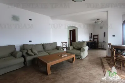 Apartamento en Venta en Budva, Montenegro - foto 3