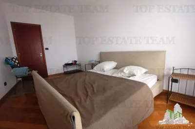 Apartamento en Venta en Budva, Montenegro - foto 5