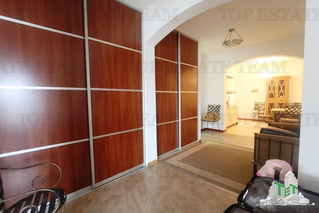 Apartamento en Venta en Budva, Montenegro - foto 7