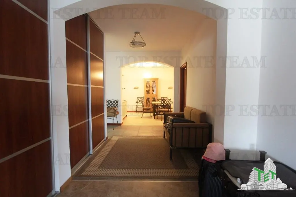 Apartamento en Venta en Budva, Montenegro - foto 8
