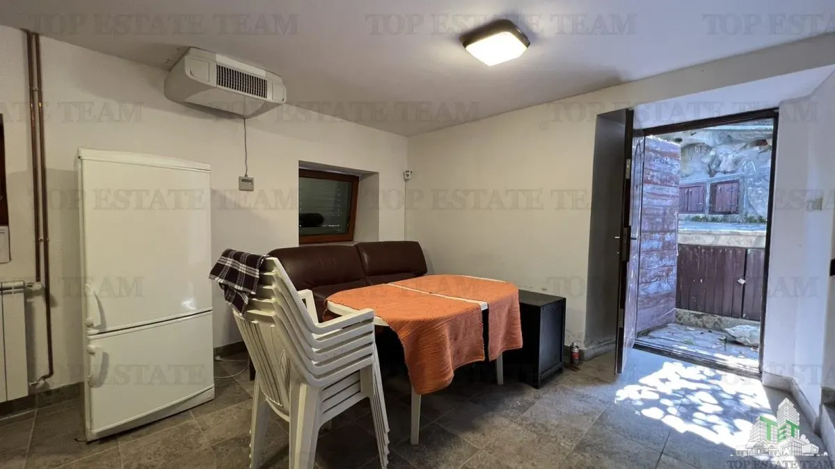Apartamento en Venta en Tivat, Montenegro - foto 6