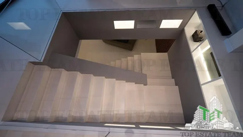 Apartment for Sale in Budva, Montenegro - foto 12