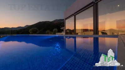Apartment for Sale in Budva, Montenegro - foto 4