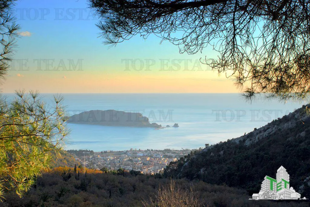 Building Plot for Sale in Budva, Montenegro - foto 1