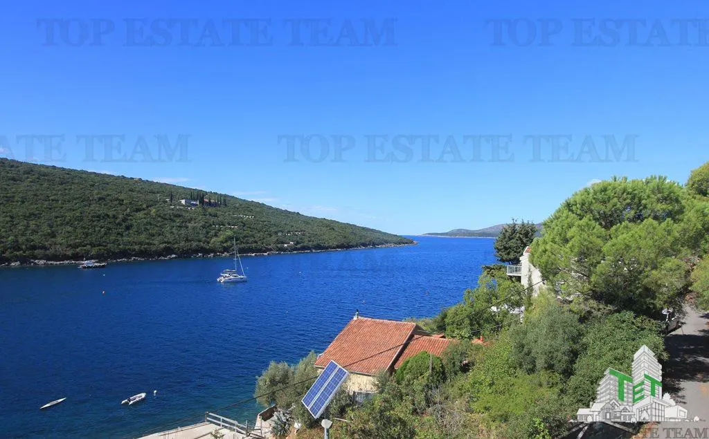 Apartment for Sale in Kotor, Montenegro - foto 1