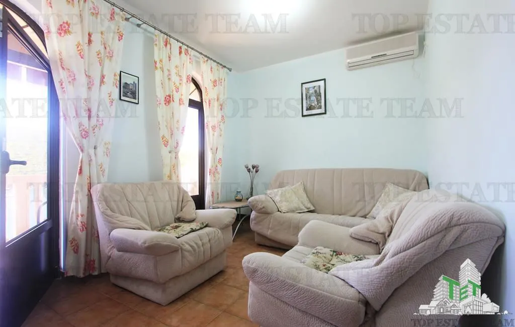 Apartment for Sale in Kotor, Montenegro - foto 2