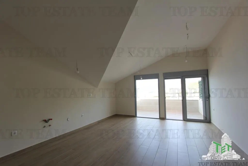 Apartment for Sale in Budva, Montenegro - foto 3