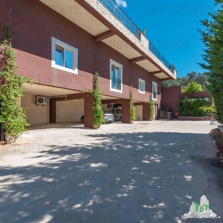 Villa for Sale in Budva, Montenegro - foto 10