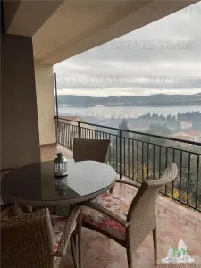 Apartment for Sale in Tivat, Montenegro - foto 11