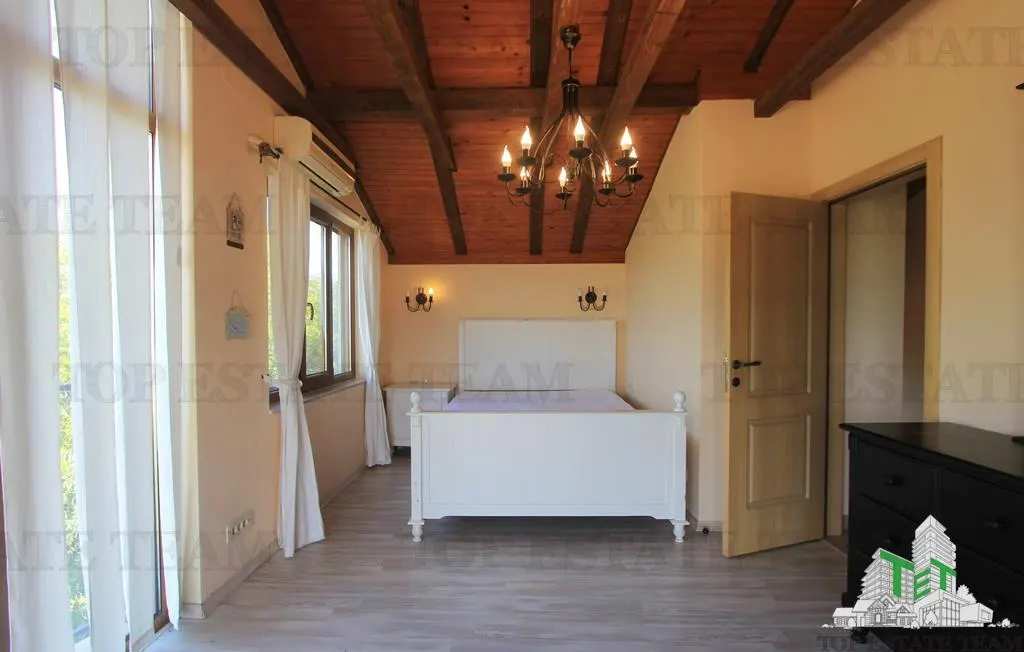 Villa for Sale in Kotor, Montenegro - foto 7