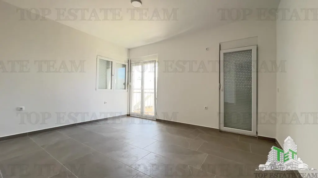 Villa for Sale in Ulcinj, Montenegro - foto 10