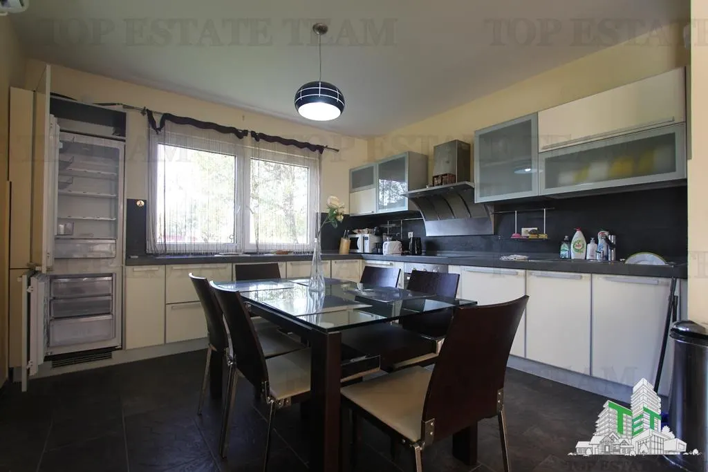 Villa for Sale in Bar, Montenegro - foto 9