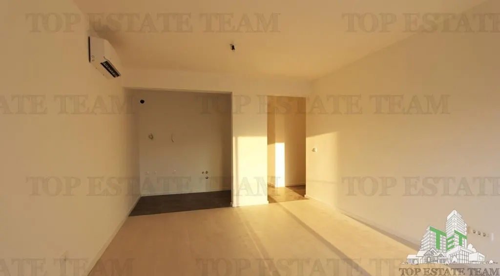 Apartment for Sale in Tivat, Montenegro - foto 1