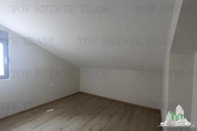 Apartment for Sale in Tivat, Montenegro - foto 9