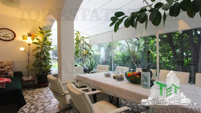 Villa for Sale in Budva, Montenegro - foto 2