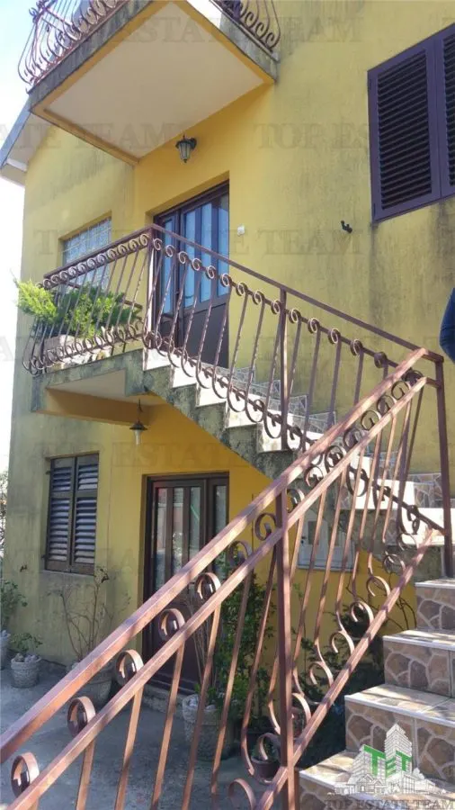 Villa for Sale in Kotor, Montenegro - foto 7