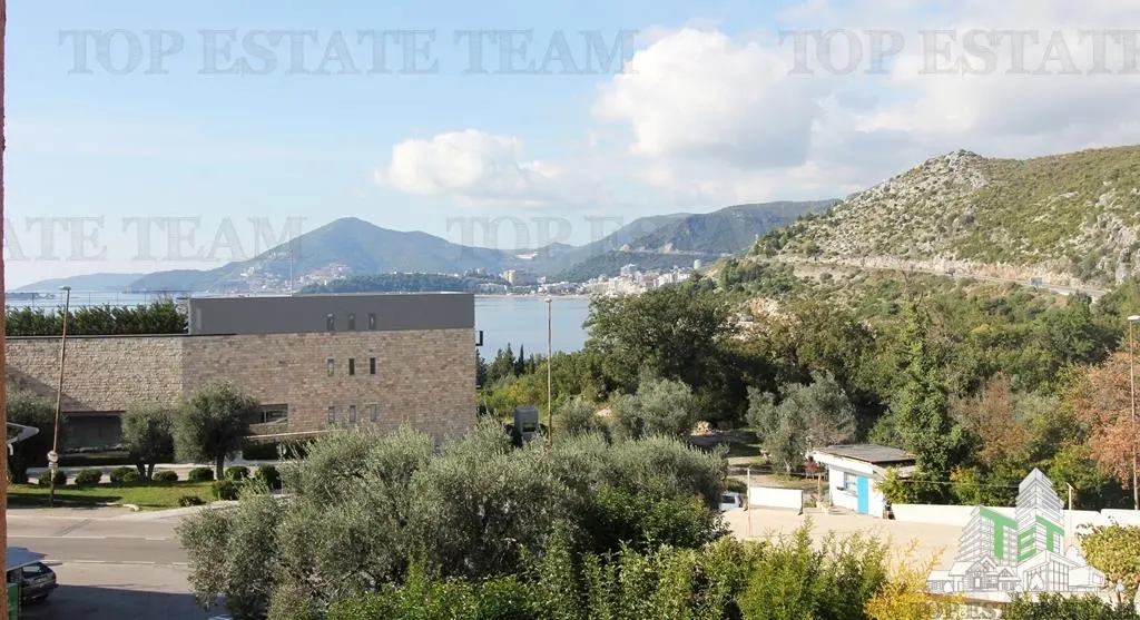 Apartment for Sale in Budva, Montenegro - foto 11