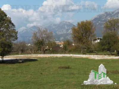 Villa for Sale in Bar, Montenegro - foto 4