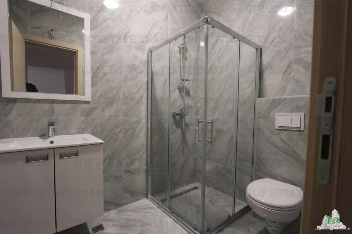 Apartment for Sale in Tivat, Montenegro - foto 8