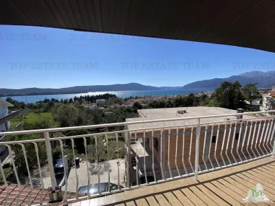 Villa à Vendre à Tivat, Monténégro - foto 11