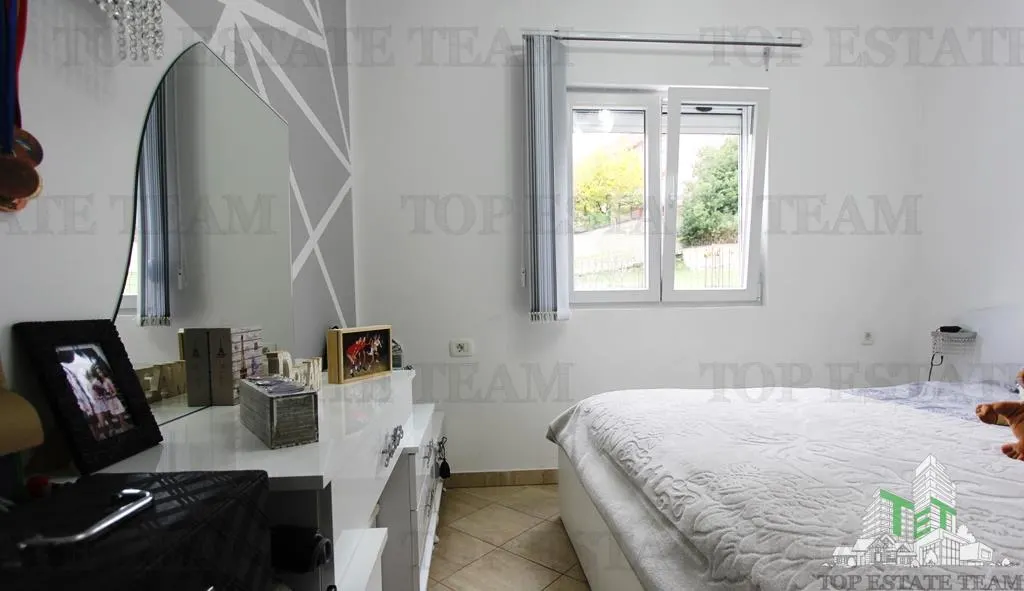 Villa en Venta en Bar, Montenegro - foto 16