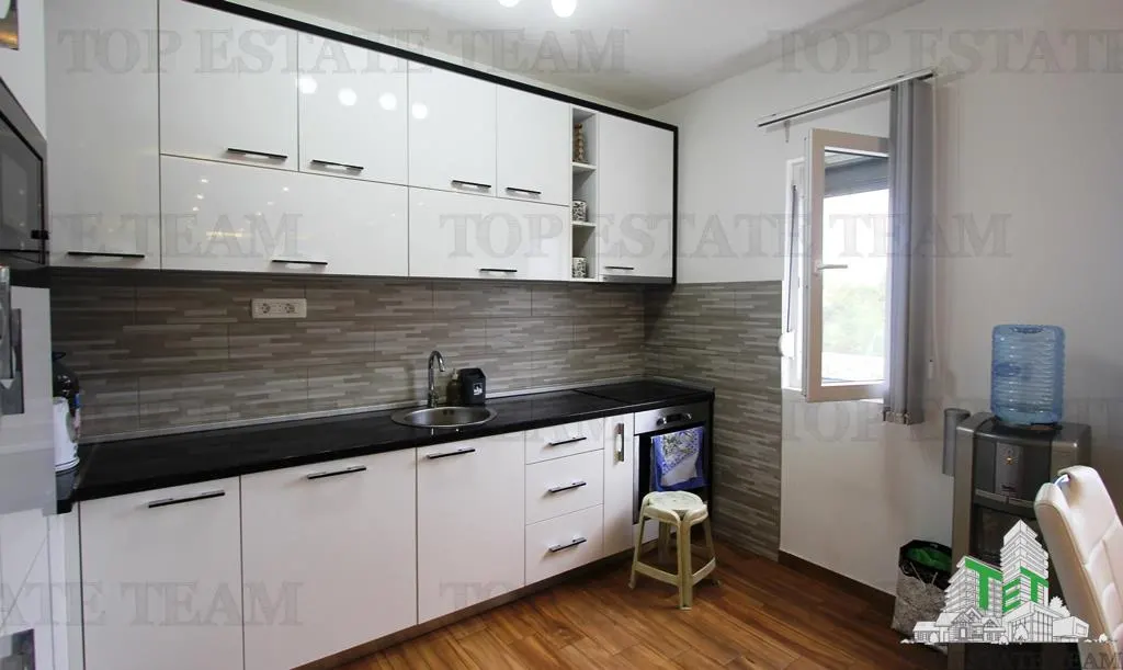 Villa en Venta en Bar, Montenegro - foto 6
